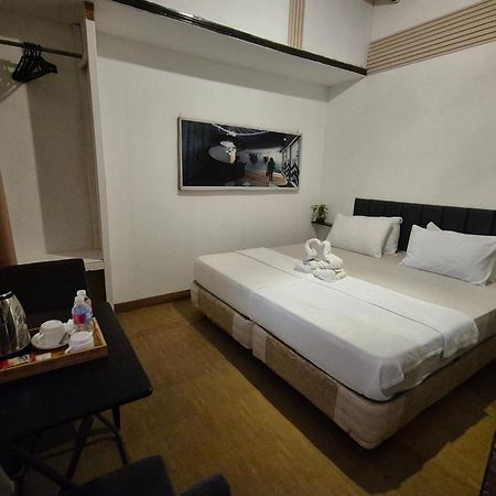 Larmar Bed And Breakfast Puerto Princesa Екстер'єр фото