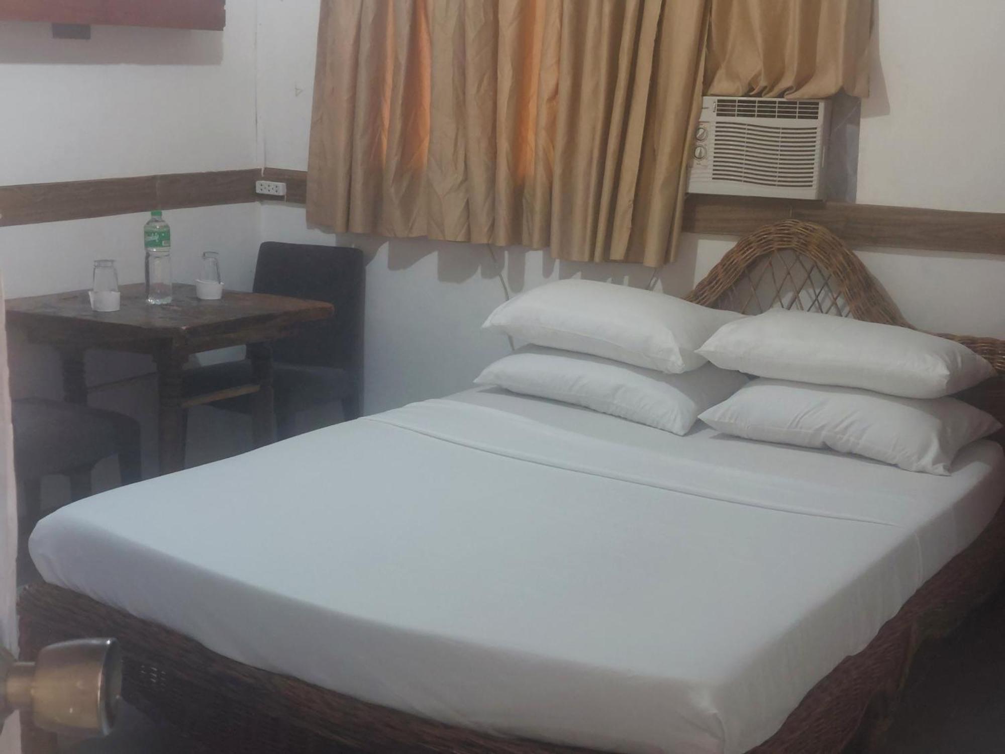 Larmar Bed And Breakfast Puerto Princesa Екстер'єр фото