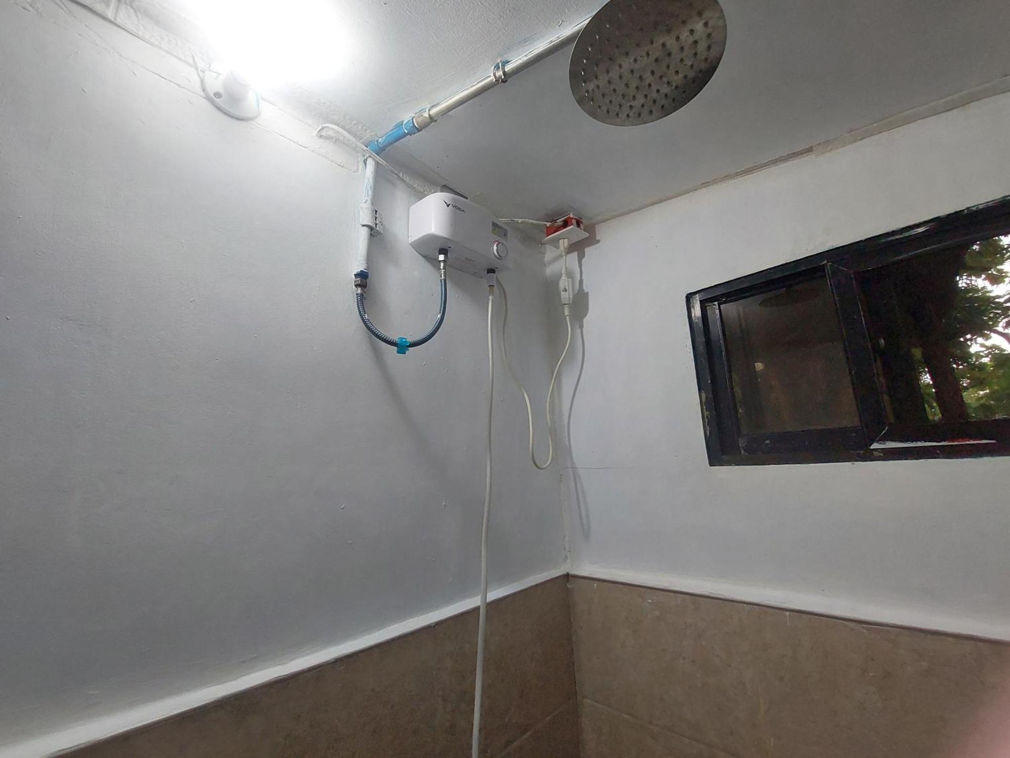 Larmar Bed And Breakfast Puerto Princesa Екстер'єр фото